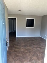 1701-1703 Georgia St in Arlington, TX - Building Photo