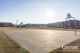 Lexington Ridge in Lincoln, NE - Building Photo - Building Photo