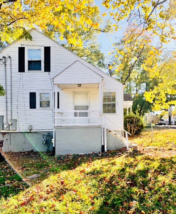 1500 Lathrop St in Durham, NC - Building Photo