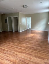 206-07 Hillside Ave. in Queens, NY - Building Photo - Building Photo