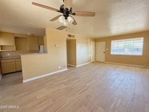 1749 E Southern Ave in Phoenix, AZ - Building Photo - Building Photo