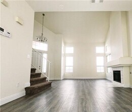 7533 Lorinda Ave in Las Vegas, NV - Building Photo - Building Photo