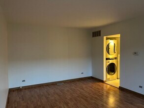 9 Tower Ct in Downers Grove, IL - Building Photo - Building Photo