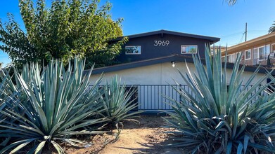 3969 Ocean View Boulevard in San Diego, CA - Building Photo - Interior Photo