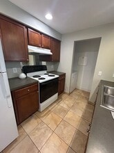 909-911 Connecticut St in Lawrence, KS - Building Photo - Building Photo