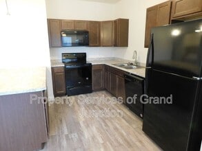 672 Brookwillow Dr in Grand Junction, CO - Building Photo - Building Photo