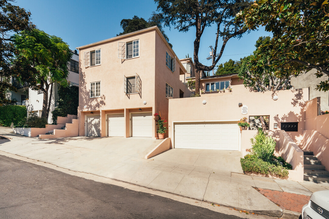 1944 Palmerston Pl in Los Angeles, CA - Building Photo