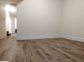 1542 N Kedzie Ave in Chicago, IL - Building Photo - Building Photo