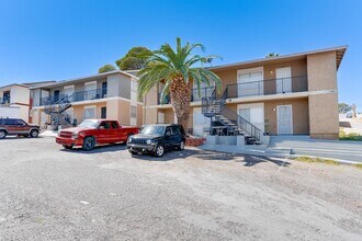 444 N 13th St in Las Vegas, NV - Foto de edificio - Building Photo