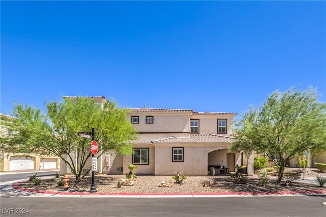 976 Via Panfilo Ave in Henderson, NV - Building Photo - Building Photo