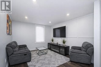 449 Kenilworth Ave N in Hamilton, ON - Building Photo - Building Photo