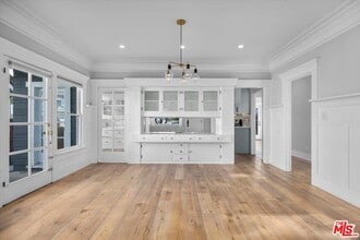 1828 W 43rd Pl in Los Angeles, CA - Foto de edificio - Building Photo