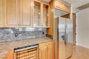 8255 S Las Vegas Blvd in Las Vegas, NV - Building Photo