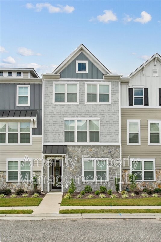 property at 121 Daybeacon St