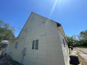 2217 W Rev Dr Ransom Howard St in Port Arthur, TX - Building Photo - Building Photo
