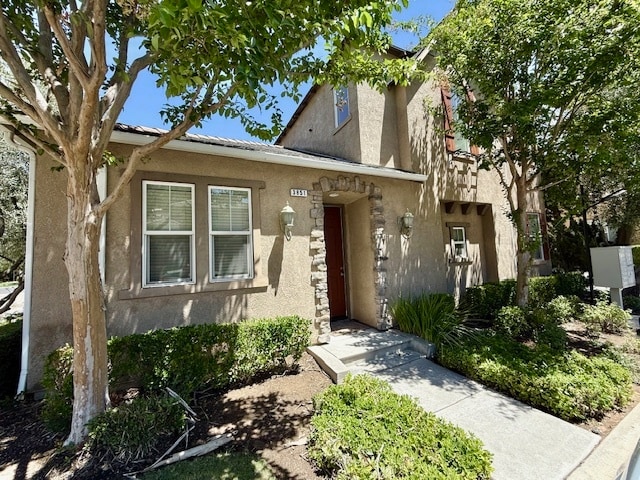 property at 3851 Loyola Ln