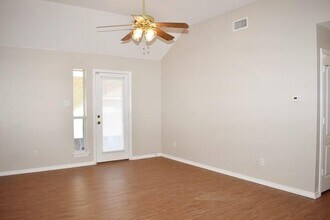 756 Stribling Cir in Azle, TX - Building Photo - Building Photo
