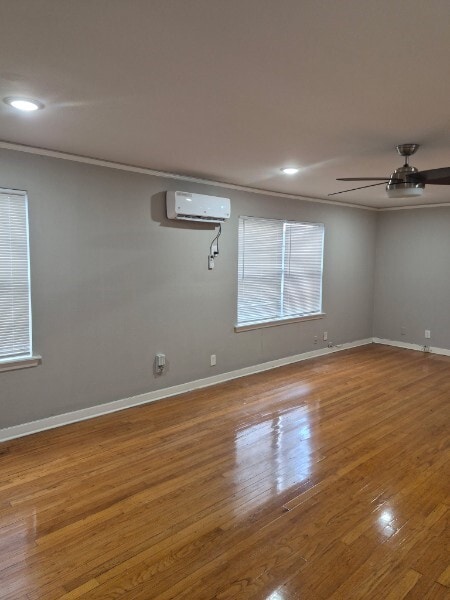 property at 4714 Oakshire Dr