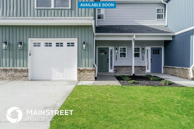 property at 2062 N Sarah Dr