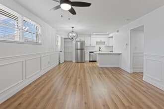 The Reserves at Talon Trace in Cincinnati, OH - Building Photo - Interior Photo