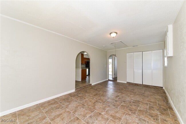 6231 Catalan St in Englewood, FL - Building Photo - Building Photo