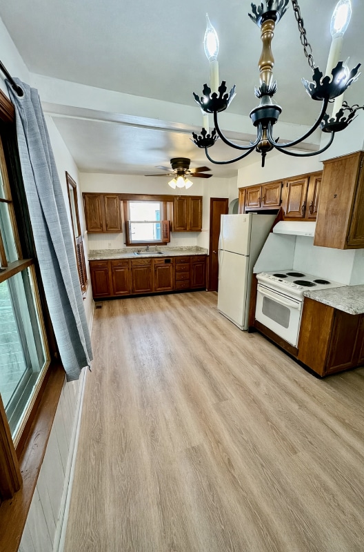 112 S Villa Dr in Evansville, IN - Foto de edificio - Building Photo