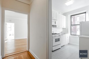 220 West 71st Street Apartments