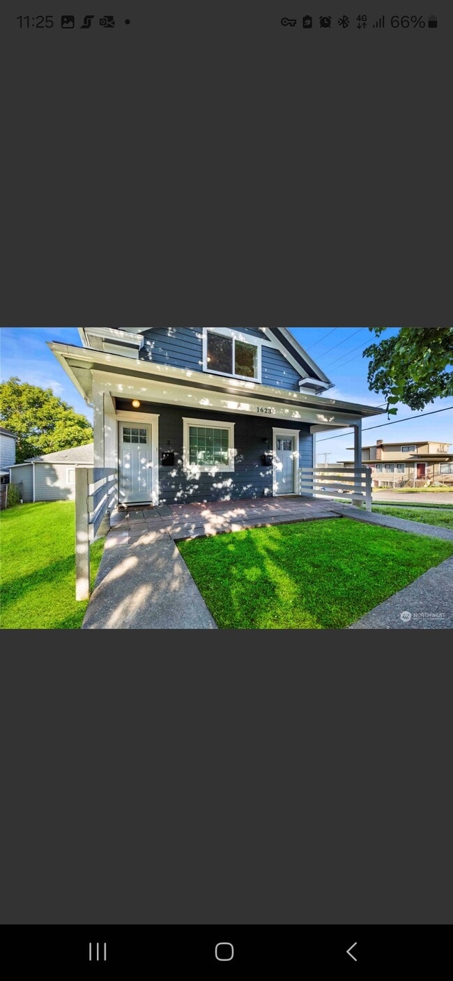 property at 1623 S Yakima Ave