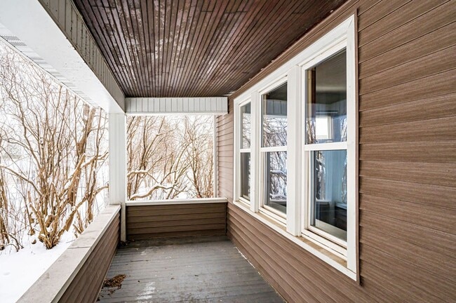 16 W 9th St in Duluth, MN - Building Photo - Building Photo
