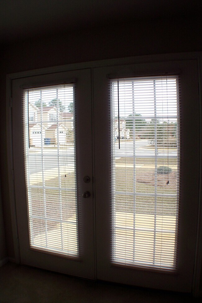1517 Regency Rd in Gulf Shores, AL - Foto de edificio - Building Photo