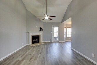 1113 Campbell Ct in Clarksville, TN - Building Photo - Building Photo