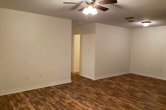 The Trails Apartments in Lufkin, TX - Foto de edificio - Building Photo