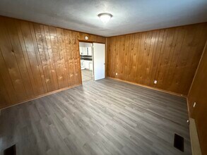 1857 Dunkirk Dr in Lexington, KY - Building Photo - Building Photo