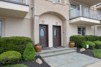 353 W Broadway in Long Beach, NY - Building Photo - Building Photo