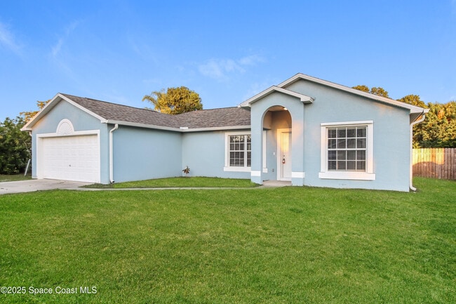 453 Foxdall Ave NE in Palm Bay, FL - Building Photo - Building Photo