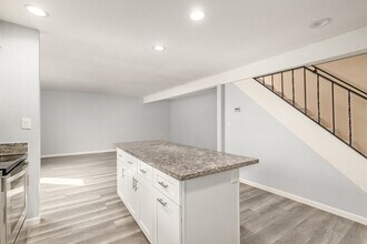 8558 E Indian School Rd in Scottsdale, AZ - Building Photo - Building Photo