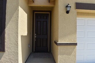 4751 Irma Dr in Merced, CA - Building Photo - Building Photo