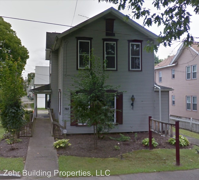 765 Park Ave-Unit -Unit 1 in Meadville, PA - Building Photo - Building Photo
