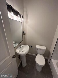 1719 Guilford Ave photo'