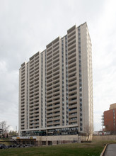 Humberwood Place in Toronto, ON - Building Photo - Building Photo