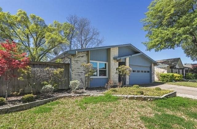 property at 1637 Dell Oak Dr