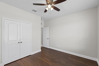 9107 Curling Post in Schertz, TX - Building Photo - Building Photo