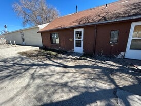 821 W Main St in Riverton, WY - Building Photo