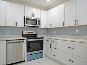 5014 Dr. M.L.K. Jr St S in St. Petersburg, FL - Building Photo - Building Photo