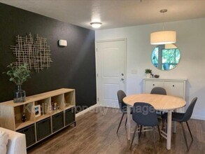 1044 E 400 S in Salt Lake City, UT - Building Photo - Building Photo