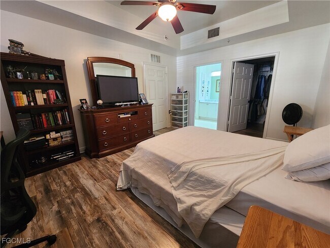 property at 3952 Pomodoro Cir