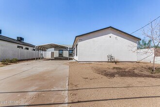 2746 W Pima St in Phoenix, AZ - Building Photo - Building Photo