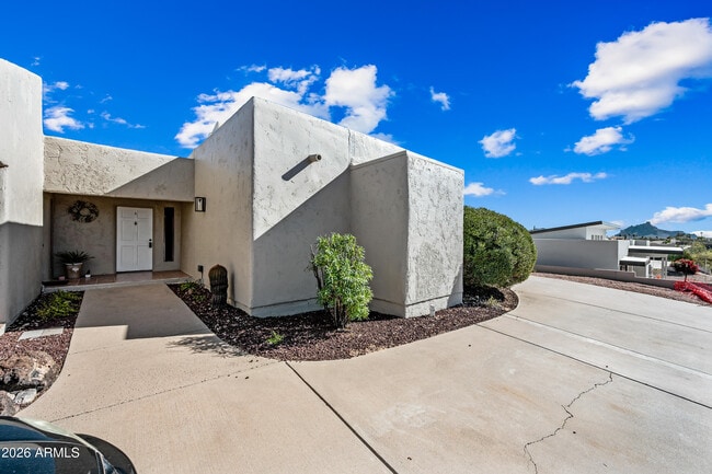 12247 N Fountain Hills Blvd in Fountain Hills, AZ - Building Photo - Building Photo