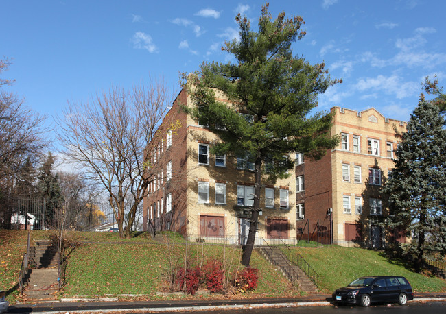 Windsor on Main in Hartford, CT - Building Photo - Building Photo