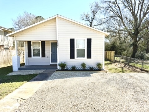 2001 Randle St in Prairie View, TX - Building Photo - Building Photo